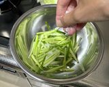 さっぱり一品！　胡瓜と鶏皮ポン酢作り方2写真