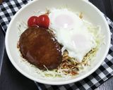 ロコモコ丼（市販ハンバーグ活用）作り方5写真
