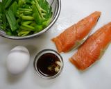 簡単！銀鮭ニラ玉作り方1写真