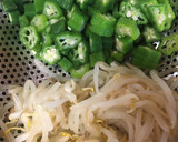 給食の「おくらともやしのごま酢あえ」♡作り方5写真