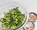 ゴーヤとシーチキンのゴマドレ和え作り方3写真