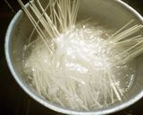 見た目ナポリタンなハリッサ味焼きうどん作り方2写真