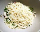 見た目ナポリタンなハリッサ味焼きうどん作り方5写真