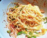 見た目ナポリタンなハリッサ味焼きうどん作り方6写真