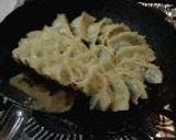 おいしい餃子を焼きましょう作り方7写真