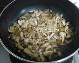あっさりきのこの卵丼★作り方1写真