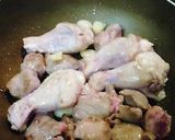 ～コーラで煮てほろほろお肉～作り方1写真