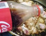 ～コーラで煮てほろほろお肉～作り方2写真