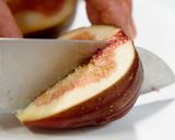 いちじくと鶏肉の柔らか煮【食遺産】作り方1写真