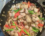 【簡単エスニック】蒜苔鶏肉飯作り方4写真