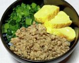 鶏そぼろ小松菜卵焼きの三色丼作り方6写真