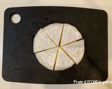 餃子の皮でチャチャっと作る★しらすピザ作り方1写真