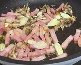 🍄4種のキノコとベーコンの和風パスタ🍝作り方1写真