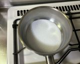 冷やしても固まらないカラメル作り方1写真