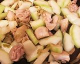 トウガン鶏もも肉ザーサイの生姜炒め作り方3写真