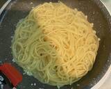 牡蠣醤油で作る、ワンパン絶品ぺぺたま作り方6写真