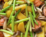 鮭と野菜のバター醤油炒め作り方6写真