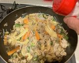 ボリューム肉・白滝炒め煮込みです作り方11写真