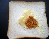 香ばし旨ッコンソメ粉チートースト作り方1写真