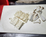 エリンギとエノキの焼鳥のタレ煮わさび添え作り方1写真