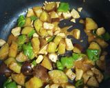 茄子とピーマンと鶏むね肉の味噌炒め！作り方4写真
