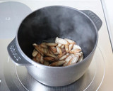 旨味たっぷり【もずくとごぼうのスープ】作り方3写真