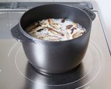 旨味たっぷり【もずくとごぼうのスープ】作り方4写真