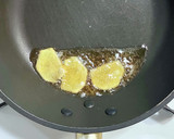 豚バラ肉と白菜の浅漬けと搾菜の中華炒め作り方2写真