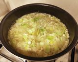 簡単!刻み野菜のコンソメスープ!作り方3写真