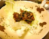 我が家に伝わるﾚﾀｽの肉みそ包み☆作り方6写真