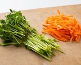 豆苗とえのきの塩昆布和え作り方2写真