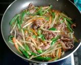 ❤牛肉と彩り野菜のチンジャオロース風❤作り方3写真