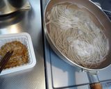 納豆キムチ蕎麦作り方1写真
