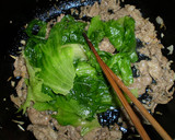 レタスと牛肉のオイスターソース炒め作り方5写真