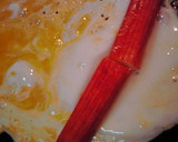 いちごクレープみたいな♡かにかまの卵焼き作り方2写真