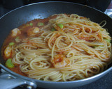 エビと空豆のトマトソースパスタ作り方5写真