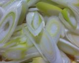 豚肉と葱のコチュジャン炒め☆わさび菜のせ作り方2写真