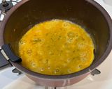 子どもパクパク☆甘めの鶏そぼろ丼作り方3写真