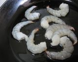 海老とズッキーニのミルク味噌炒め作り方3写真
