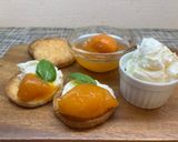 旬の味！杏シロップ煮をサワークリームで♡作り方3写真