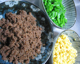 しっとりそぼろの三色丼☆作り方9写真