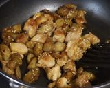食欲そそる♡鶏肉とごぼうの甘酢照り焼き作り方5写真