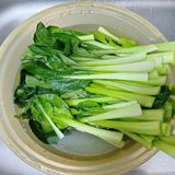 《作り置き》小松菜しめじ油揚げじゃこ炒め作り方1写真