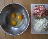 鶏むね肉と新玉ねぎの柚子胡椒風味の卵焼き作り方1写真