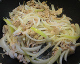 厚揚げと豚肉のとろ～り甘酢炒め作り方3写真