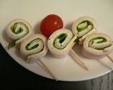 彩りに✿ハム◎チーズ◎シソのぐるぐる巻き作り方3写真