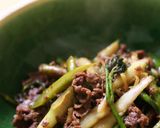【山うどレシピ・葉】山うどと豚肉の塩炒め作り方10写真