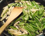 ☆青椒肉絲☆~チンジャオロース作り方4写真