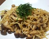 しめじが香る！バター醤油味の和風パスタ作り方5写真