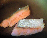 こんがり焼き鮭といくらの親子粥作り方1写真